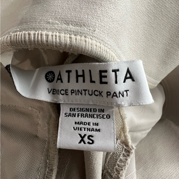 Athleta Pants Womens Beige Venice Pintuck Tapered Commute Travel Office Sz XS - Picture 6 of 10